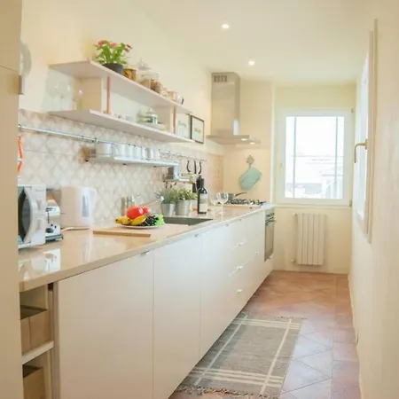 Appartement Cozy Macci Flat 4 People Near Santa Croce Square à Florence Extérieur photo